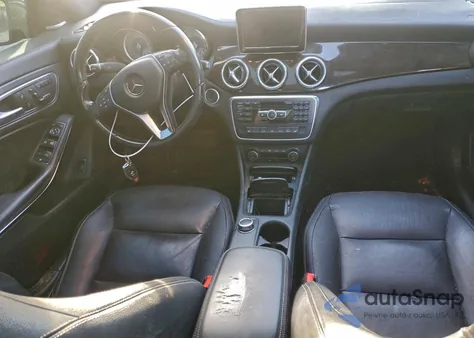 2014 Mercedes-Benz Cla 250 z USA, uszkodzony, nr VIN WDDSJ4EBXEN054736